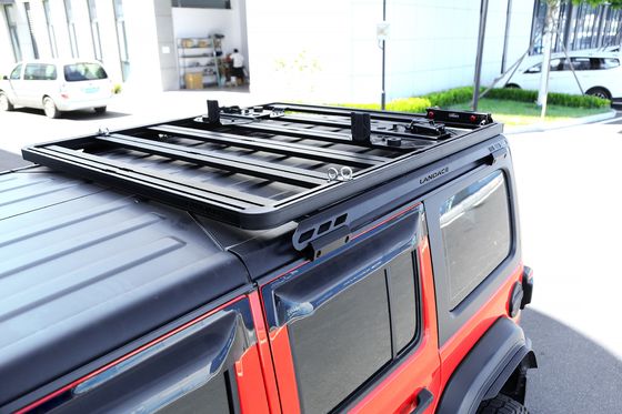 Accessori off-road personalizzati per Toyota Hilux 2023