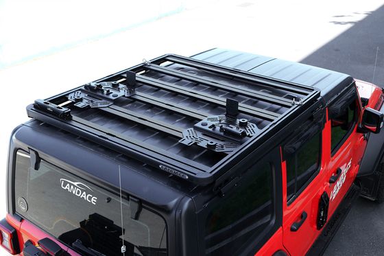 Accessori off-road personalizzati per Toyota Hilux 2023