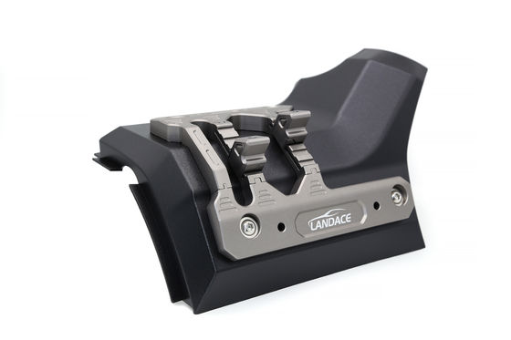 Supporti di montaggio efficientemente progettati per il serbatoio della jeep 300 luci A-pilastro PC ABS modificato