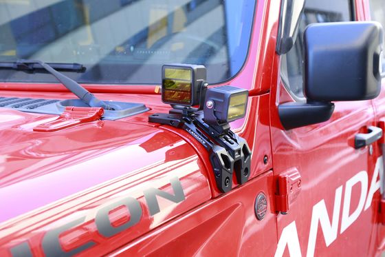 supporto di montaggio di legno di alluminio a pilastro per Jeep Wrangler JL 12V OEM / ODM