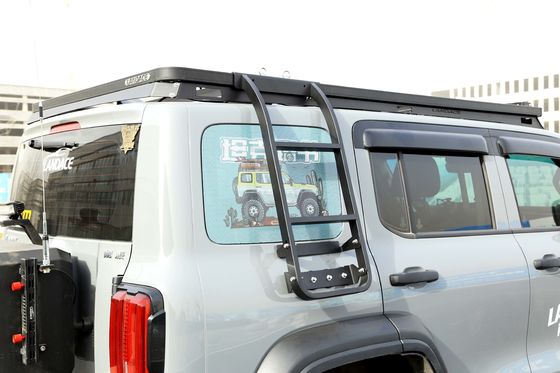 Q235-8 Kit di aggiornamento delle scale laterali per veicoli 4x4 per migliorare la funzionalità