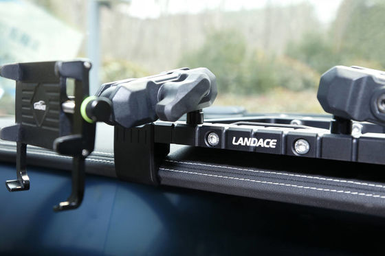 Qingdao Landace Tank 300 Dash portatelefoni multifunzione e personalizzato