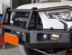 Kit di protezione del paraurti anteriore per Toyota 4Runner con porta pneumatici e porta Jerrycan