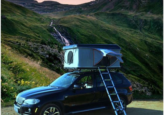 Tenda a tetto a guscio rigido con materiale poliestere impermeabile e supporti dritti