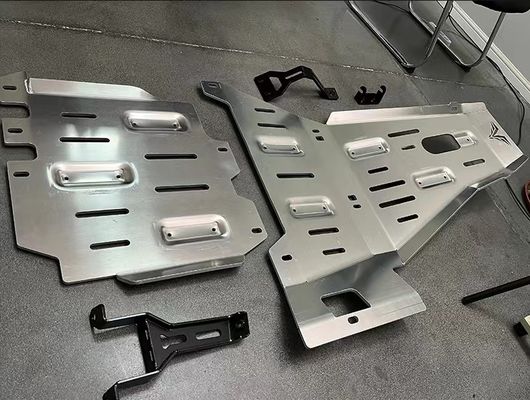 1810*870*8mm Legatura di alluminio sotto la copertura del motore Protezione Skid Plate per Jeep Wrangler JL