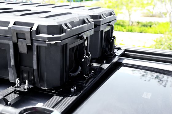 Scatola di stoccaggio in plastica dura impermeabile facilmente installata per il montaggio di scaffalature esterne sul tetto