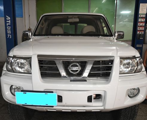 Piastra di scorrevole del motore per Nissan Patrol Y61 GR V Pickup Materiale in lega di magnesio e alluminio