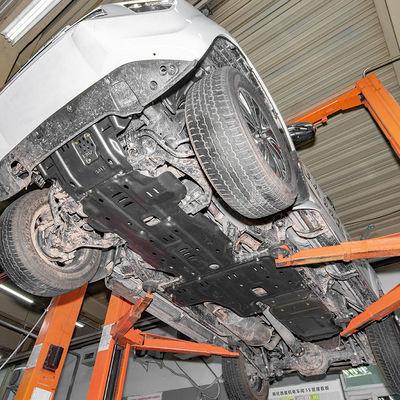 Piastra di scivolo della base del motore anteriore Piastra di scivolo del radiatore per Nissan Terra 18-23 Air Shipping