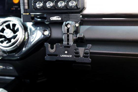 Accessori per veicoli fuoristrada rosso Console centrale in lega universale di alluminio Pannello di interruttore della stazione radio del veicolo