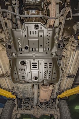 Protezione alta sotto il corpo per Nissan Patrol Y61 2006-2010 Anno Corrispondenza auto originale