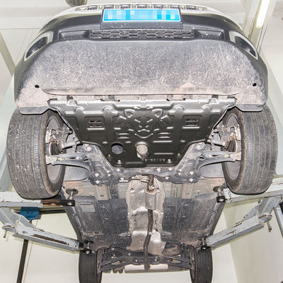 Protezione sotto il corpo della trasmissione del motore di timbrazione integrata per Jeep Renegade