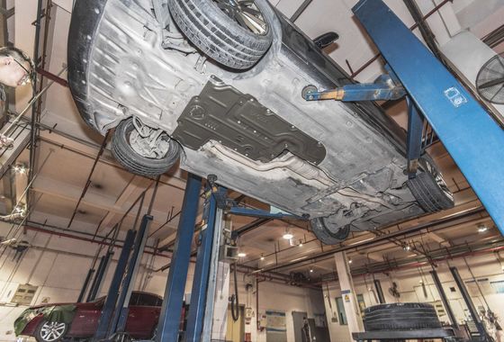 BMW serie 5 serie 7 Placca di scivolamento per il protector del motore Cassa di trasferimento del radiatore sotto corpo 10-16