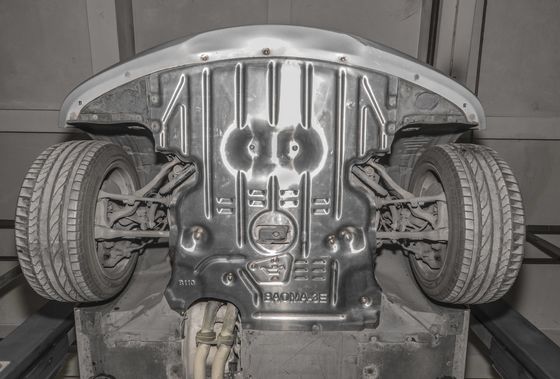 Spessore personalizzato BMW Modello di auto Schid Plate Motor Guard Plate Protezione sotto il corpo