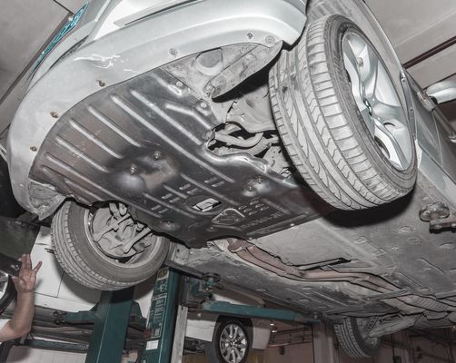 BMW 3-SERIES F31 Placca di protezione del motore per una protezione maggiore