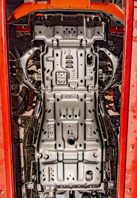 ISUZU MU-X e D-MAX accessori OEM Skid Plate per il caso di trasferimento trasmissione motore