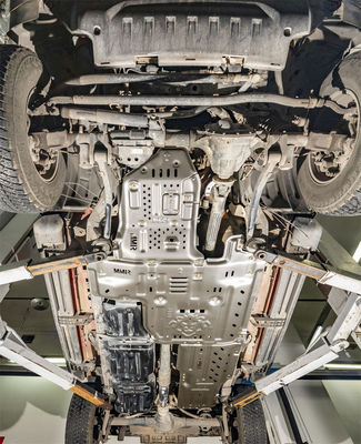 JEEP Wrangler Skid Plate Proteggere i componenti sotto il corpo con Magnalium Chassis Guard