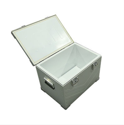 Polvere d'argento rivestito 4x4 Off Road Veicolo Leggio di alluminio Camion Letto Scatola per attrezzi Scatola di stoccaggio con cassetti Scatola pieghevole da campeggio