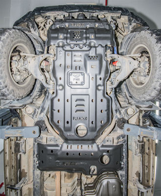 2017-2018 Toyota Prado150 Protector Guard per l'installazione di buchi originali dell'auto