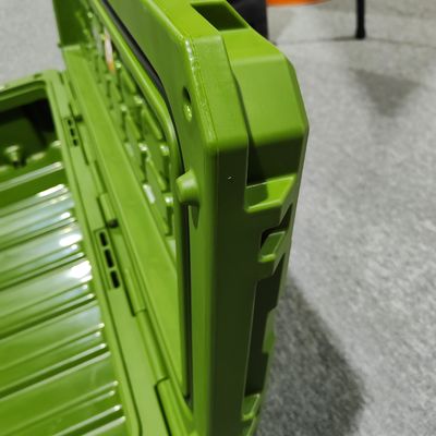 2023 Immagazzinamento di attrezzi Scatole di attrezzi in plastica per il montaggio su scaffalature per tetti di auto