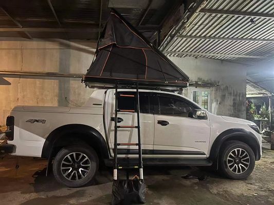 4x4 Offroad Accessoiri per il tetto di auto Clamshell Aluminium Hard Shell Tenda sul tetto 4 Persone