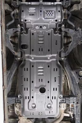Funzione di protezione Tundra Copertura inferiore del motore Pannello di protezione del telaio inferiore per 18Toyota
