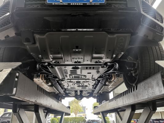 Legatura di alluminio Mercedes G500 Chassis Guard Engine Skid Plate Easy Bolt-On Installazione