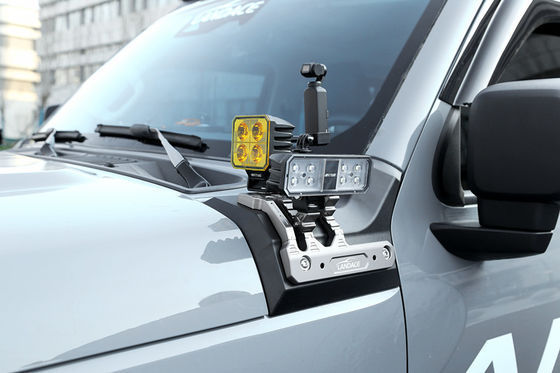 Jeep TANK 300 A-Pillar Light Mounting Brackets Peso netto 3,5 kg Rivestimento in polvere finale
