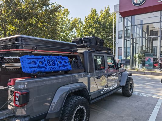 400 kg di capacità durevole Jeep Roof Rack Bar con scale e portabagagli auto